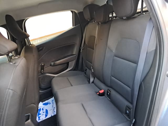 Renault Clio REAR_SEAT