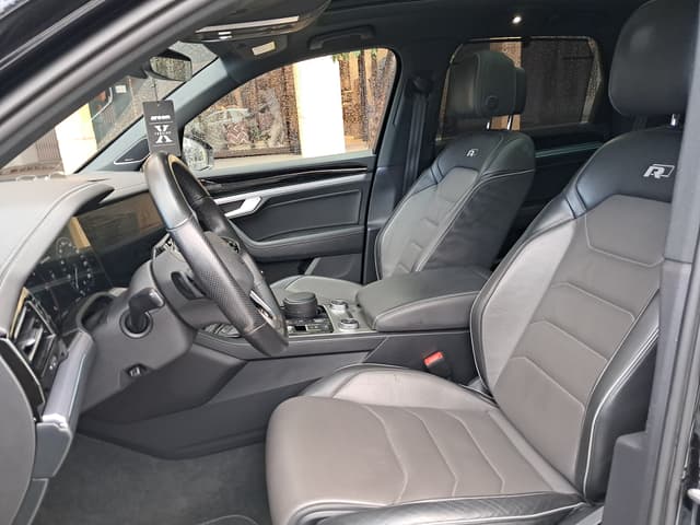 Volkswagen Touareg FRONT_SEAT