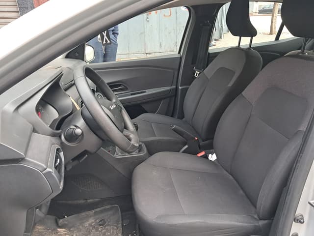 Dacia Logan FRONT_SEAT