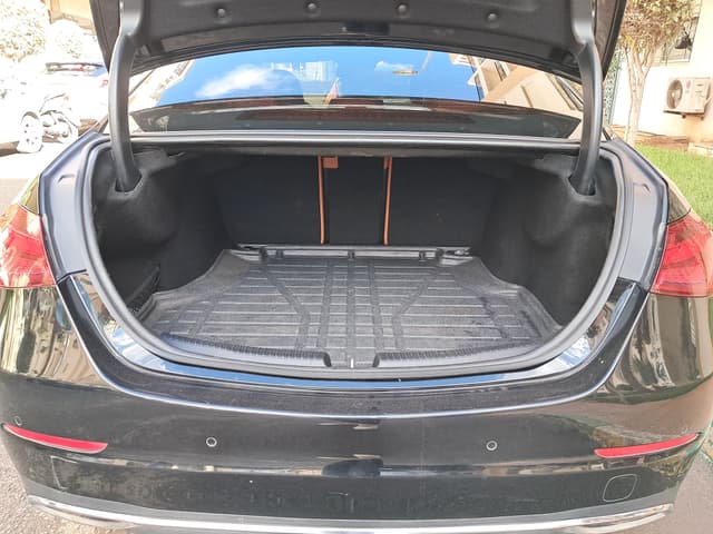 Mercedes Classe C TRUNK