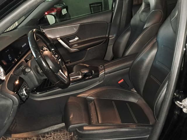 Mercedes Classe A FRONT_SEAT