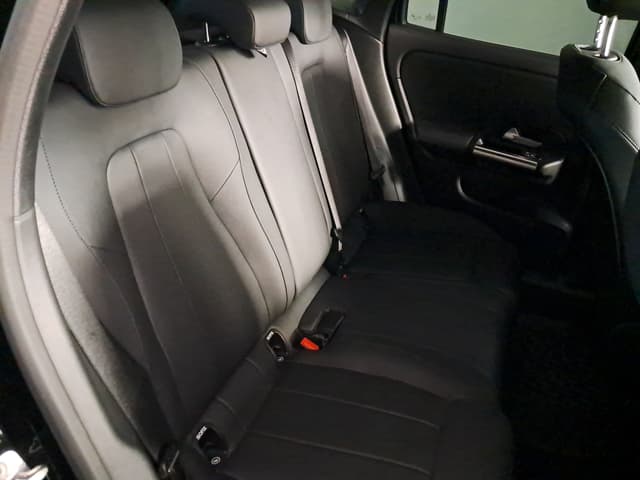 Mercedes GLA REAR_SEAT