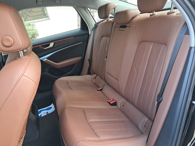 Audi A6 REAR_SEAT
