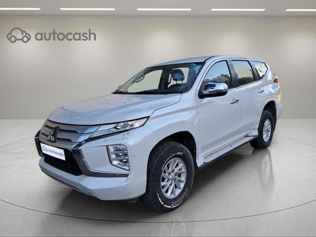 Mitsubishi Pajero PROFILE