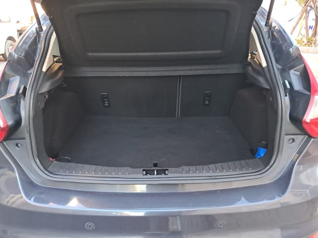 Ford Focus TRUNK