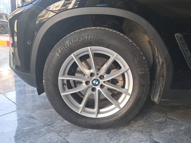Bmw X3 WHEEL_AVG