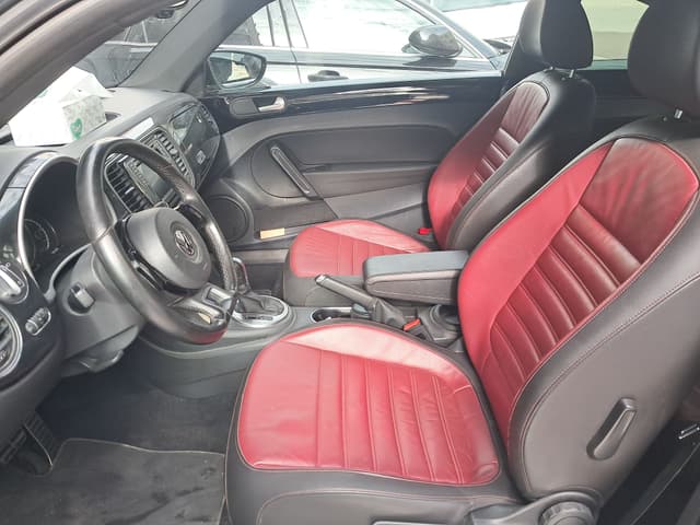 Volkswagen Coccinelle FRONT_SEAT