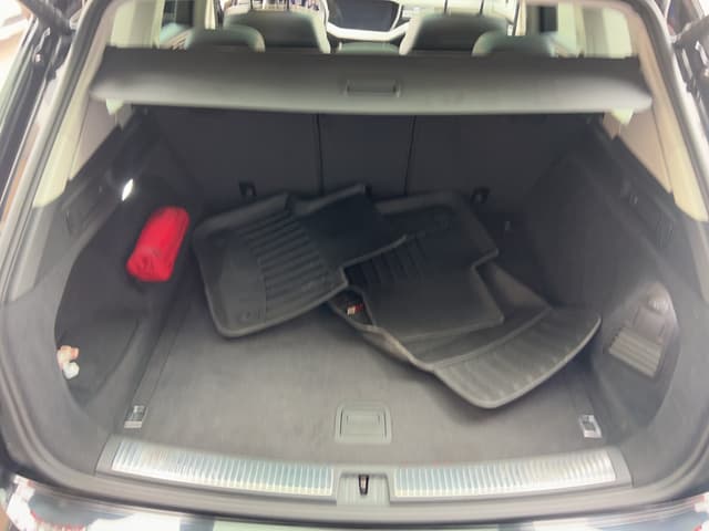 Volkswagen Touareg TRUNK