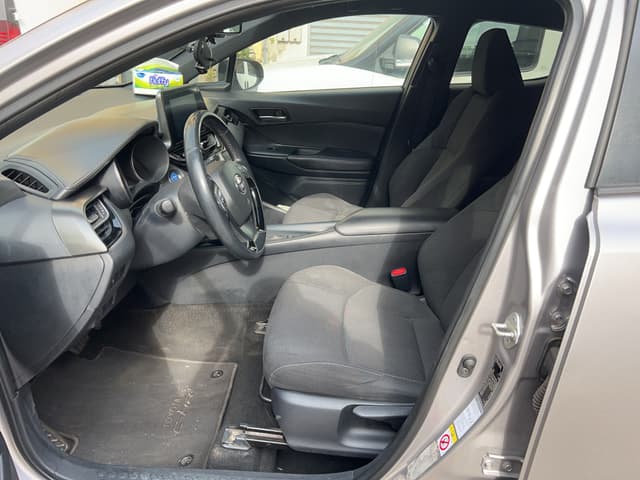 Toyota C HR FRONT_SEAT
