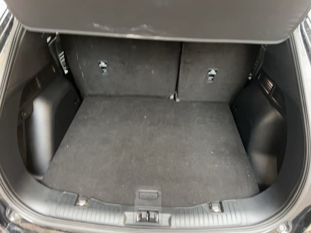 Ford Kuga TRUNK