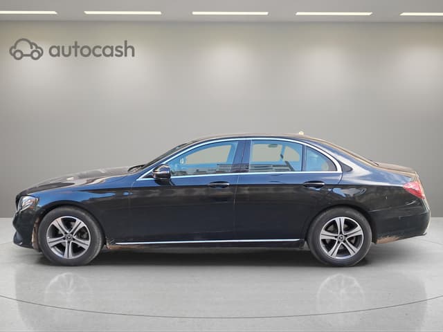 Mercedes Classe E LEFT