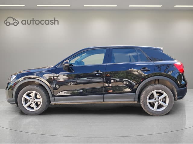 Audi Q2 LEFT