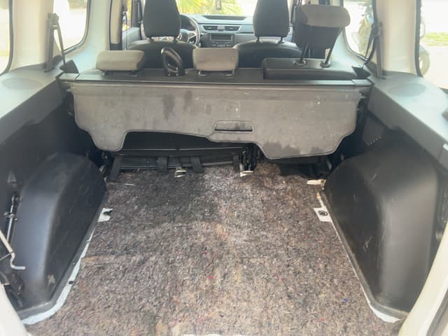 Renault Express TRUNK