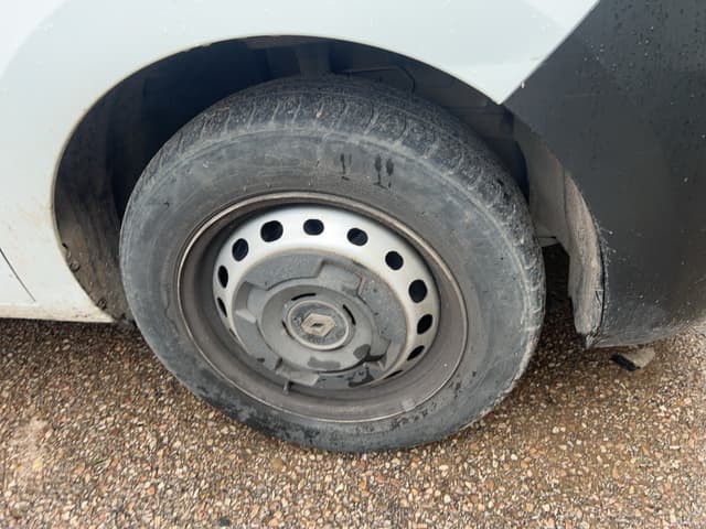 Renault Express WHEEL_ARG