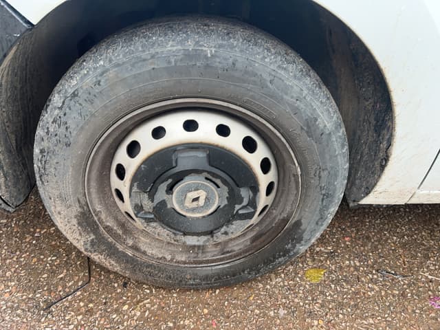 Renault Express WHEEL_AVG