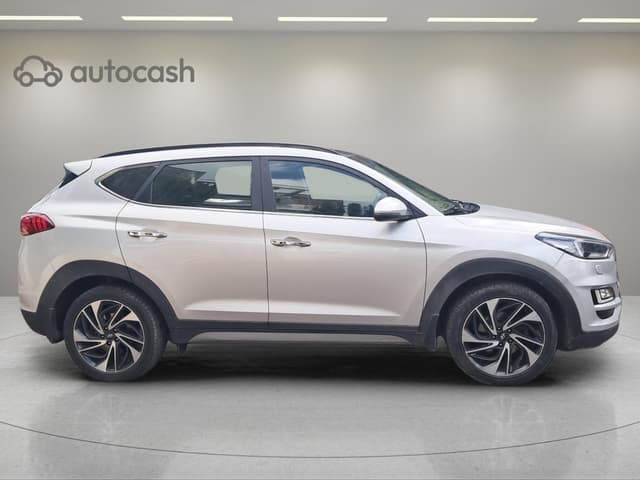 Hyundai Tucson RIGHT