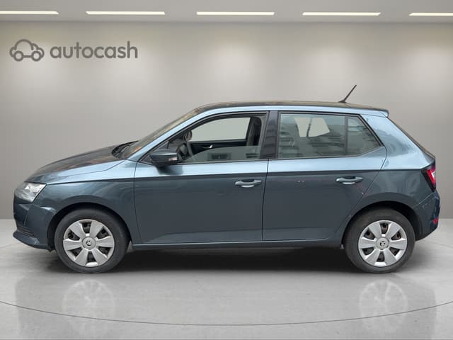 Skoda Fabia LEFT