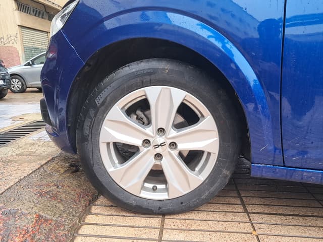 Dacia Sandero WHEEL_AVG