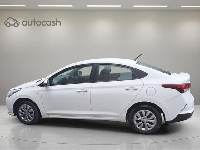 Hyundai Accent LEFT