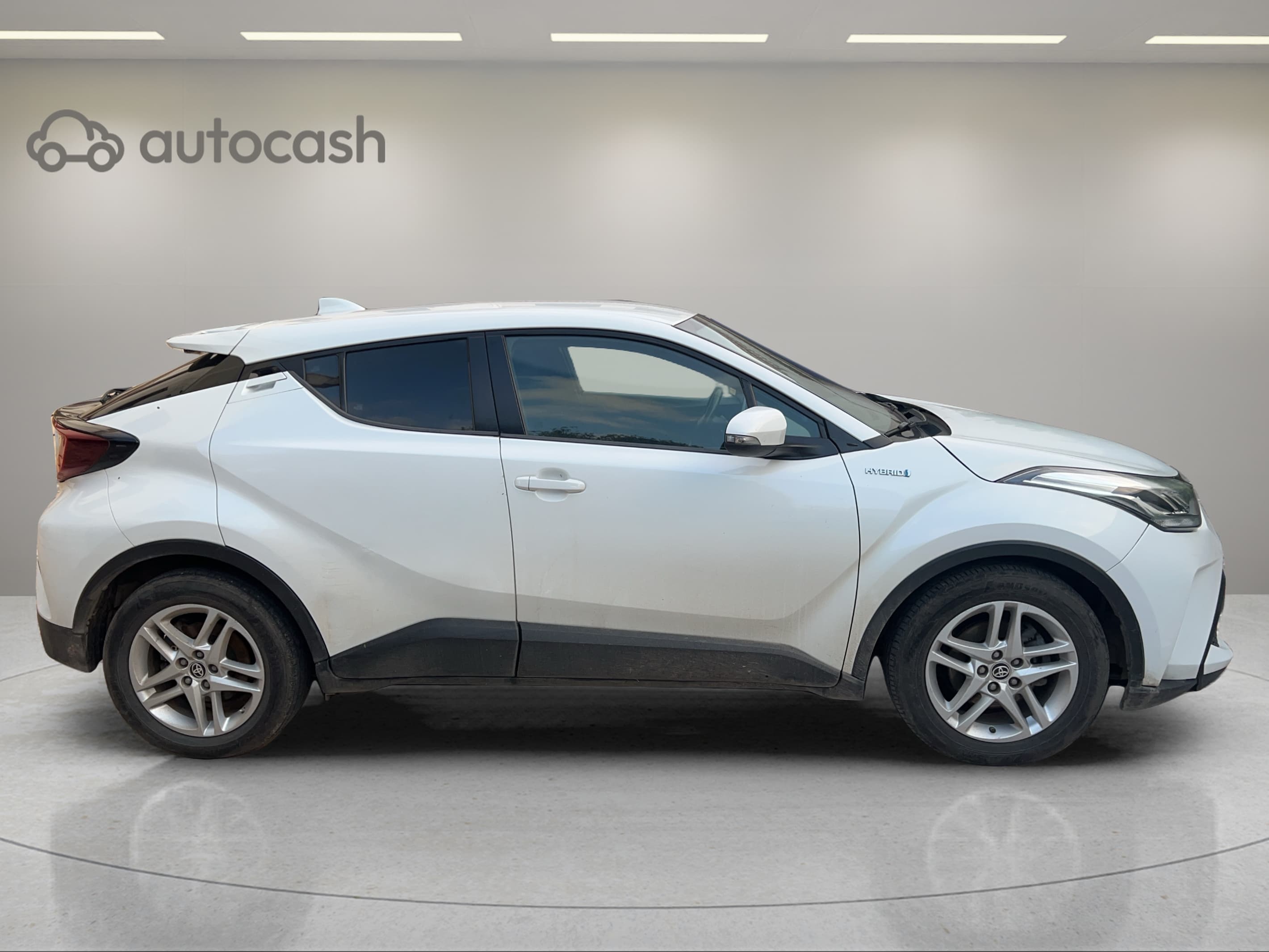 Toyota C HR 1.8 Hybride 122 Dynamic+