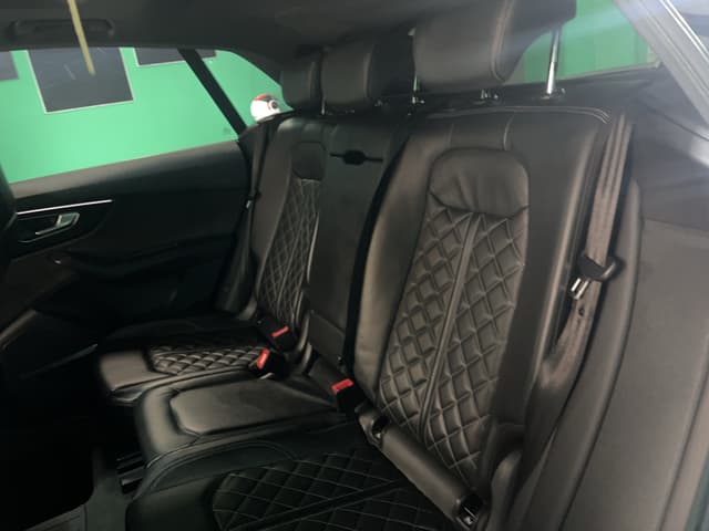 Audi Q8 REAR_SEAT