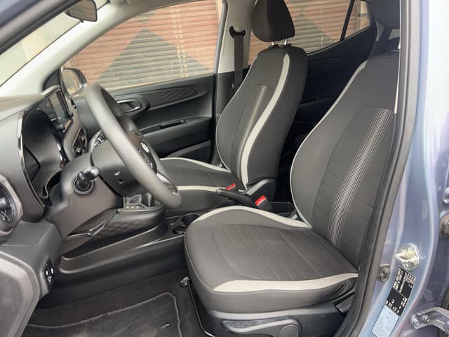 Hyundai i10 FRONT_SEAT