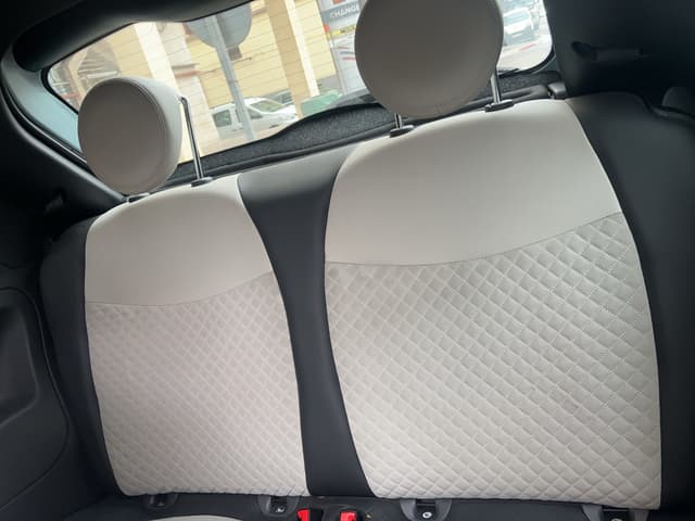 Fiat 500 REAR_SEAT
