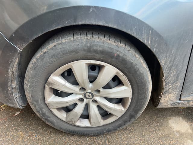 Renault Clio WHEEL_AVG