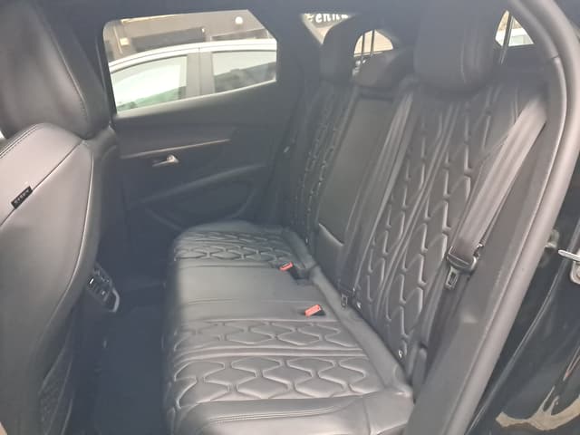 Peugeot 3008 REAR_SEAT