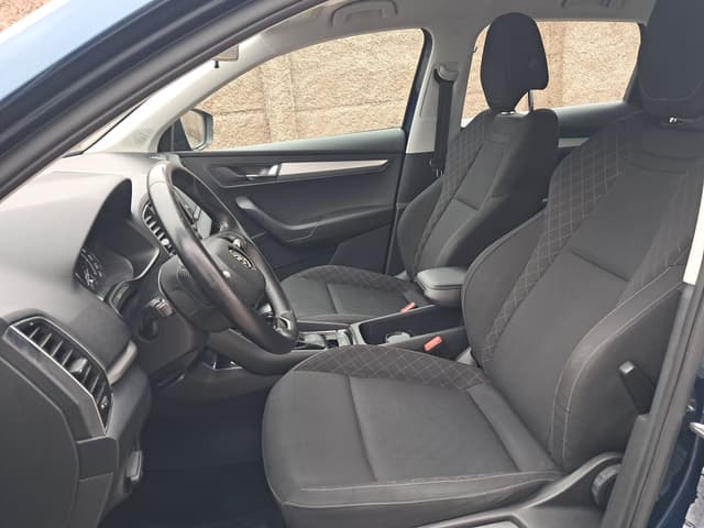 Skoda Karoq FRONT_SEAT
