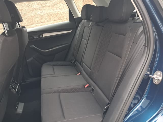 Skoda Karoq REAR_SEAT
