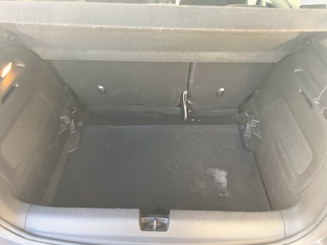 Opel Crossland TRUNK