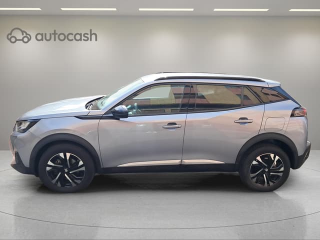 Peugeot 2008 RIGHT