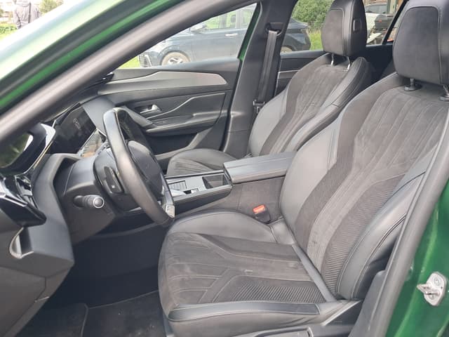 Peugeot 308 FRONT_SEAT