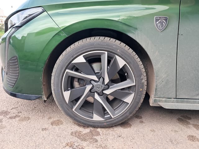 Peugeot 308 WHEEL_AVG