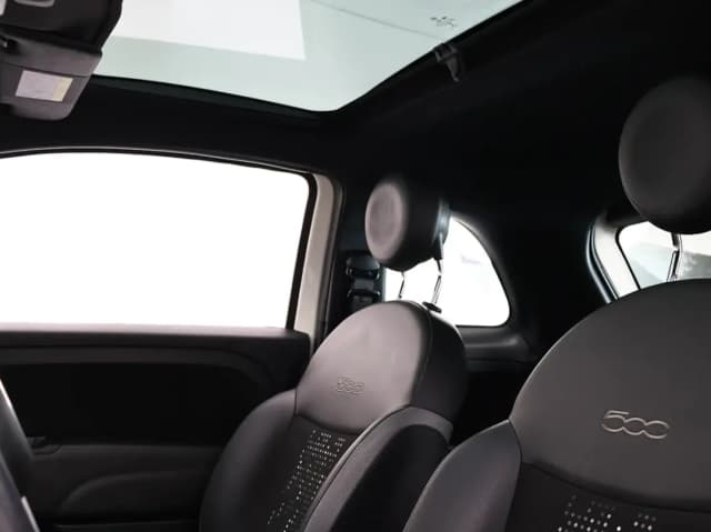 Fiat 500 REAR_SEAT