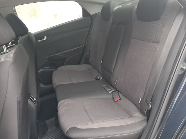 Hyundai Accent REAR_SEAT