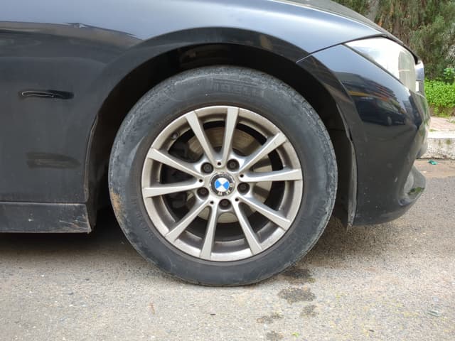 Bmw Série 3 WHEEL_AVG