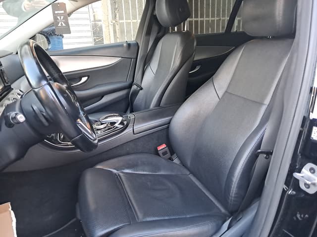 Mercedes Classe E FRONT_SEAT