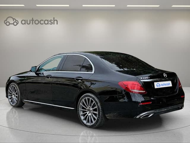 Mercedes Classe E LEFT