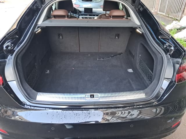 Audi A5 Coupé TRUNK
