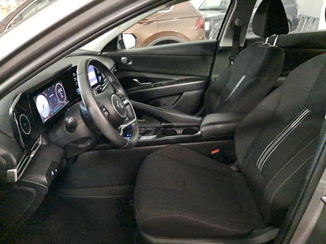 Hyundai Elantra FRONT_SEAT