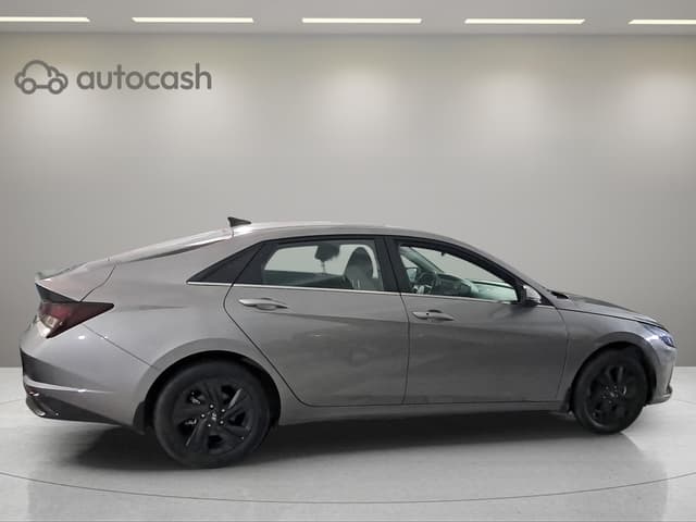 Hyundai Elantra RIGHT