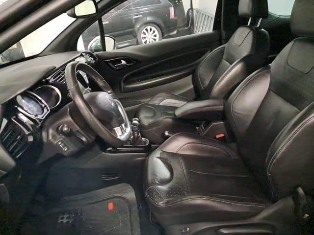 Ds DS3 FRONT_SEAT