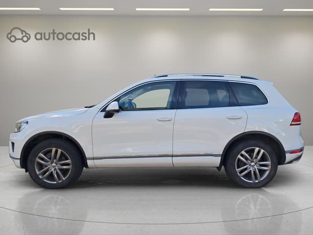 Volkswagen Touareg LEFT