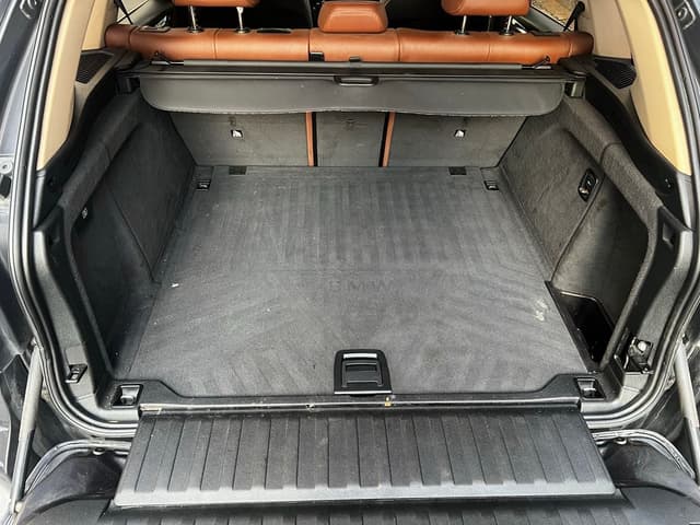 Bmw X5 TRUNK