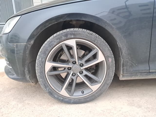 Audi A4 WHEEL_AVG