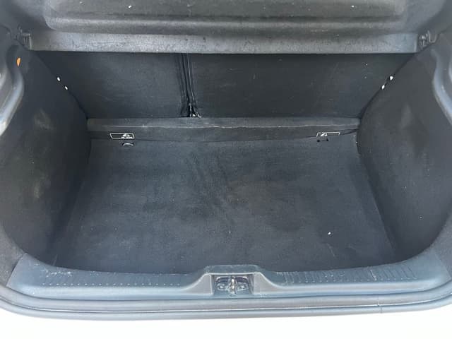 Renault Clio TRUNK