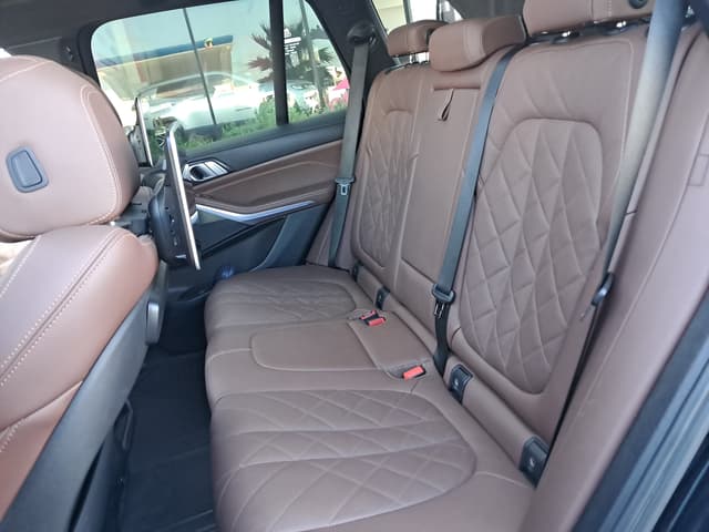 Bmw X5 REAR_SEAT