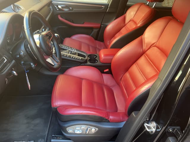 Porsche Macan FRONT_SEAT